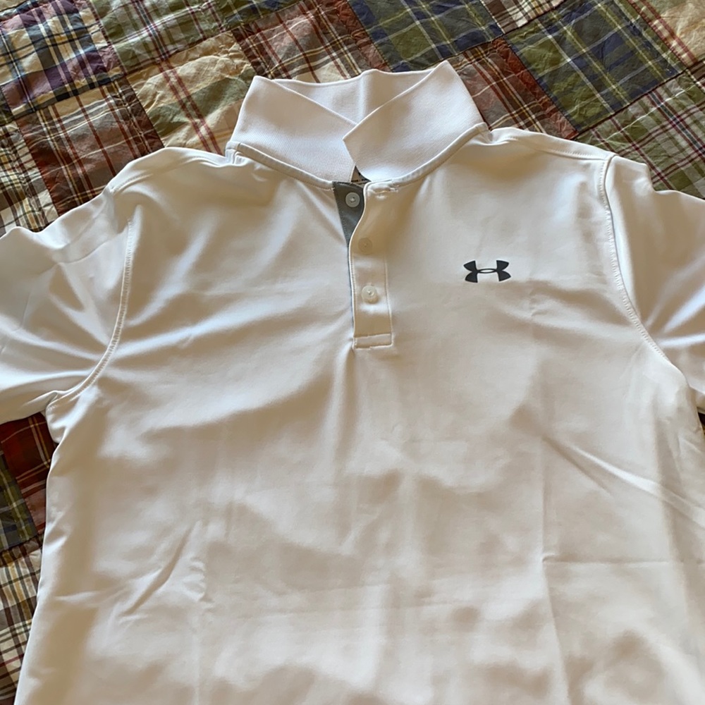 EUC - white polo.   Heat gear from under armour.  Size YXL
